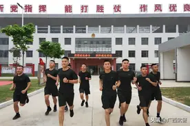 班长，搞体能能换点花样吗？安排！图片