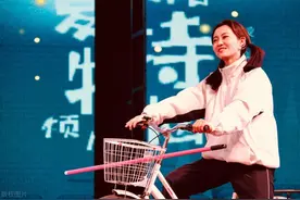 10年内最好的喜剧电影《夏洛特烦恼》图片