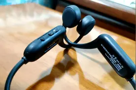 在耳机里存储音乐，彻底满足你运动极简需求，告别信号不稳图片