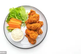 三次粘粉炸出鳞片鸡翅（麦当劳麦辣鸡翅、肯德基香辣鸡翅口味腌料图片