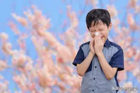 孩子鼻炎犯了头痛难忍？5分钟教你在家里治鼻炎，或比吃药管用图片