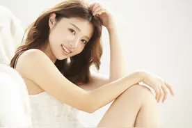 从哪些细节，可以看出来一个女生有健身？图片