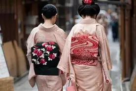 日本女性穿的和服，背后“小枕头”有何用途？原来“猫腻”在这图片