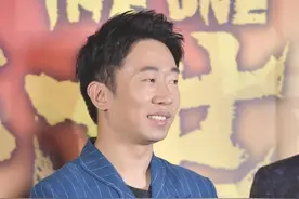 吴彤太惨了！做客杨迪家，职业病犯了，一看就是被嘉宾整怕了图片