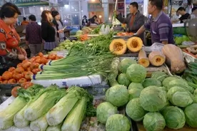 中国恩格尔系数从2016年的30.1%降至2019年的28.2%！数据持续下降是消费升级的“信号灯”图片