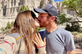 没事做那就结婚生子！盘点2020闪婚闪孕明星图片