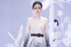 中国国际时装周Day1现场直击 盖娅传说-皓海如冰演绎文化底蕴图片