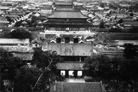 大清国少女被骗到美国，关进“铁笼”成展览品，50元就可观看图片