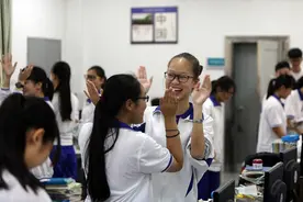 能够考上985和211大学的都是什么样的高中生？图片