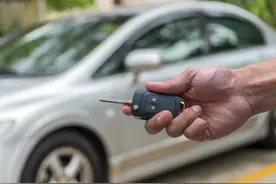 要买车，二手车过户后保险应该如何购买？福州爱车人赠送经验图片