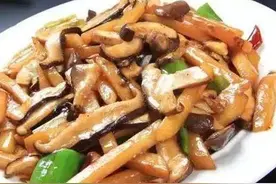 香菇炒土豆条，酥炸云腿鱼糕，羊肝炒菠菜这几道家常菜的做法图片