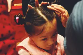 孩子怕生不敢和人交往？尝试“系统脱敏法”，轻松攻克孩子胆小图片