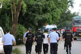 刑拘！组织跨境偷渡致使瑞丽疫情再发，"幕后黑手"已被抓获图片