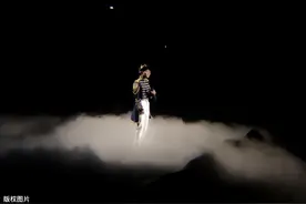 周深一直不愿正视自己有很多女友粉这个事实图片