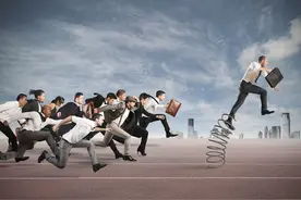 管理者在惩罚员工时，应注意以下四点图片