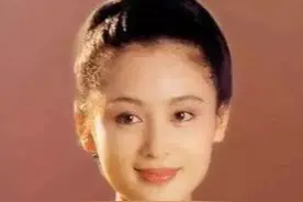 吴绮莉用“龙种”逼宫林凤娇，成龙却提前立遗嘱：一分钱都不给图片