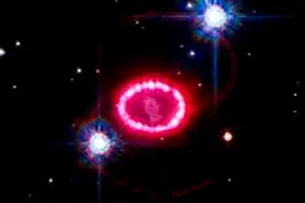 疑遭"光粒打击"！NASA观测到一颗恒星爆炸，残骸诡异图片