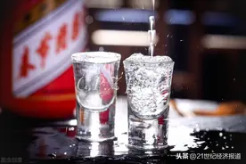 深度│跨界“接盘”：不差钱的茅台首次举债背后图片