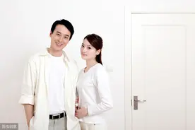 男人到了中年，还在“贪婪”这些东西，多半是“好色之徒”图片