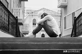 王烨：年轻时受不了孤独，年过40以后，却越来越不愿意理联系别人图片