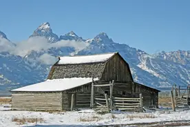 东野圭吾《大雪中的山庄》｜说的不过是普通人的故事而已图片