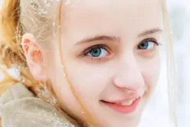 中国的俄罗斯族人如何看待俄罗斯人呢？俄罗斯族女孩回答的很特别图片