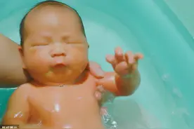 新手妈妈必买清单之四（共10个）洗澡神器，及洗澡注意事项图片