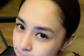 阿娇年轻时期照片曝光，钟欣潼太美丽，祝福女神阿娇越来越好图片