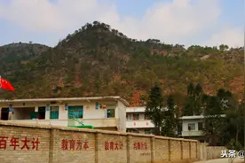 农村学校被不断取消，县管校聘后，农村教师将何去何从？图片