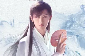 琉璃男主刚火黑历史遭扒！颜值变化大被指整容，年龄有改动也存疑图片