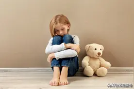 心理学家：孩子有这四种表现时，可能已患抑郁症，家长须格外关注图片