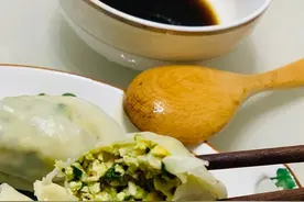 饺子这样做超美味,一次能吃10个！营养丰富热量还低，减肥也能吃图片