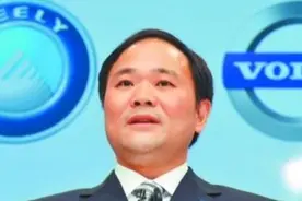 吉利“太子爷”33岁身家千亿，比王思聪富有，座驾只认帝豪图片