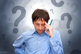 街上闹肚子厕所却被禁用，我在众目睽睽之下解决了内急，太羞耻了图片