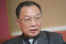 温铁军教授：农民自己养点鸡鸭鹅都不允许了，这样是影响民生的图片