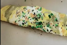 绿豆加小米，这才是天津传统煎饼果子，其实做法很简单图片