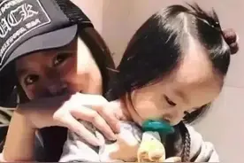 44岁林心如自叹已失宠：女儿长得太美，2岁就把霍建华迷出强迫症图片