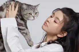 林思意最新写真出炉，可盐可甜系女孩教你初春搭配，魅力十足图片