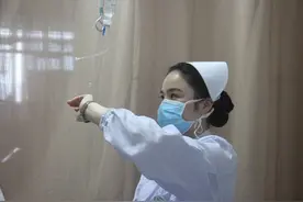 放化疗期间，白细胞持续降低，饮食上如何调整可辅助升白细胞？图片