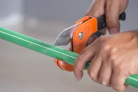 家里水管出水小，看看是不是这方面的问题？管道热熔有何要求？图片