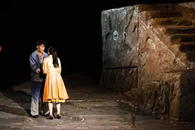 47《平凡的世界》续：孙少平得知惠英下岗，两人喝酒到深夜图片