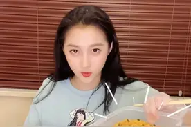 火爆全网的关晓彤式蔬菜三明治，来看制作方法，教你拥有苗条身材图片