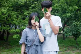 如果成长带走了最纯粹的喜欢，我愿在你面前永远是个孩子图片