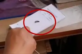 四岁孩子竟掏出“羊肉串”大的耳屎！家长惊呆，一个办法完美解决图片