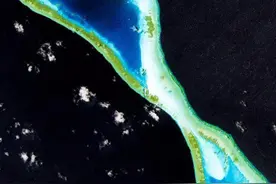 中国-南海礁，碧海上的璀璨明珠图片