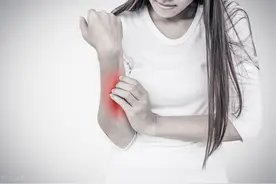 银屑病表面的鳞屑能抠掉吗？欣比克本维莫德乳膏，安全抗击银屑病图片