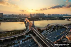 中印高速服务区大对比，看完印度的服务区后，我们甘拜下风图片