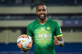 5-2!巴坎布4球国安横扫重庆！1人却依然梦游 徐亮直言不行图片
