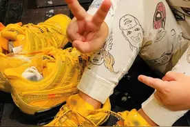 周杰伦懒理昆凌风波，与儿子共穿亲子鞋，却被要求向侯佩岑道歉？图片