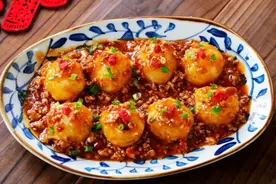肉末土豆球做法图解，好吃到爆浆，团团圆圆的看着都很有食欲图片